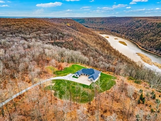365 S Penn Rd, Franklin, PA 16323