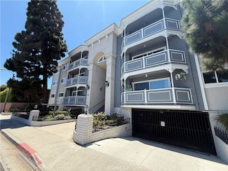2411 Prospect Ave Unit 212, Hermosa Beach, CA 90254