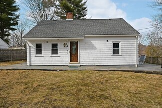 24 Prouty Ln, Worcester, MA 01602