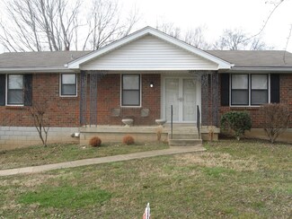 4880 Whittier Dr, Old Hickory, TN 37138