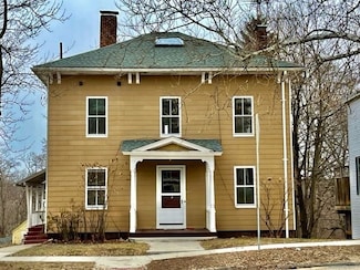 692 Main St, Lancaster, MA 01523
