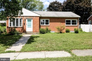 3222 Cloverfield Rd, Harrisburg, PA 17109