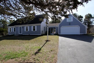 45 Doane Rd, Harwich Port, MA 02646