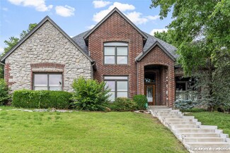 7117 S Columbia Place, Tulsa, OK 74136