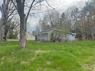 157 Lower Dedham Rd, Holden, ME 04429