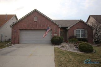 26417 Emerald Lakes Dr, Perrysburg, OH 43551