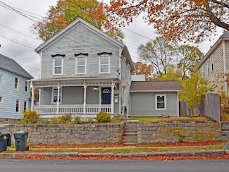 385 Broad St, New London, CT 06320