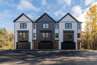 14 Mohawk Dr, Londonderry, NH 03053