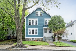 102 Greaton Rd, West Roxbury, MA 02132