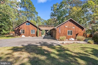 300 Christy Rd, Pasadena, MD 21122