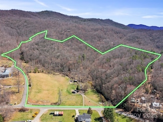 384 Flat Creek Rd, Fairview, NC 28730