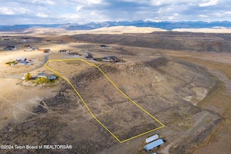 18 Wild Place W, Pinedale, WY 82941