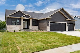2733 Brookfield Dr, Marion, IA 52302