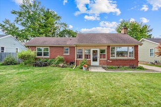 105 Carpenter Blvd, Carpentersville, IL 60110