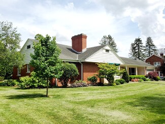 602 S Willis Ave, Champaign, IL 61821