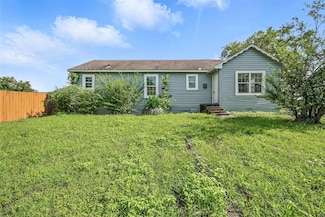 504 Bonham St, Tom Bean, TX 75489