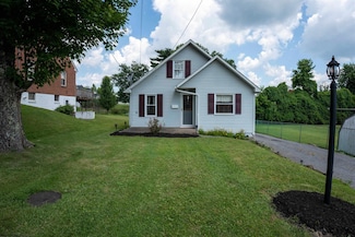 481 Meridan St, Morgantown, WV 26505