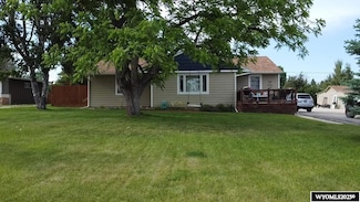 828 Fort St, Buffalo, WY 82834