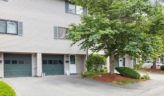 24 Crestview Dr, Malden, MA 02148