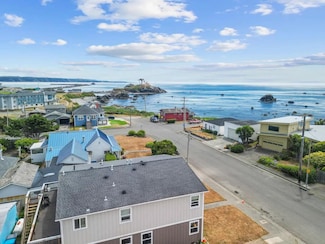 355 Wendell St, Crescent City, CA 95531