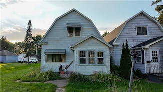 2011 Logan Ave, Superior, WI 54880