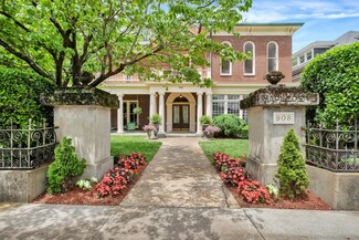 908 W Main St, Franklin, TN 37064