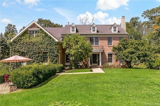 4 Sonoma Rd, Cortlandt Manor, NY 10567