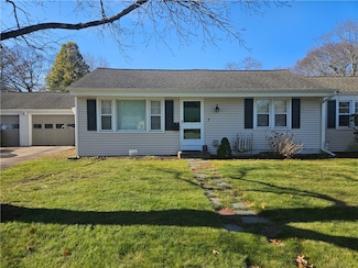 7 Rutherford Ct Unit 12, Warwick, RI 02886