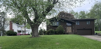 215 Fairlawn Dr Unit 215, Monroeville, PA 15146