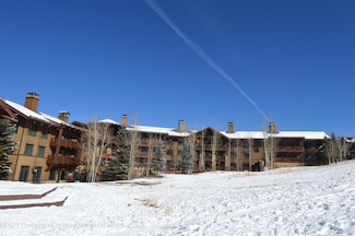 197 Prospector Rd Unit 2312 fixed week, Aspen, CO 81611