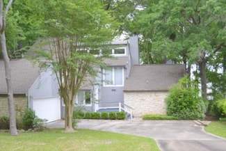 241 Lake Oaks Blvd, Coldspring, TX 77331