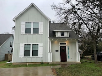 735 Meadow Ln, Bryan, TX 77802