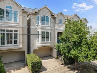 5706 Blossom St, Houston, TX 77007