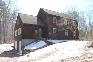 1005 Greenfield Rd, Francestown, NH 03043