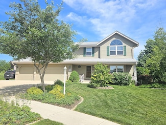 W209N16580 Galloway Ct, Jackson, WI 53037
