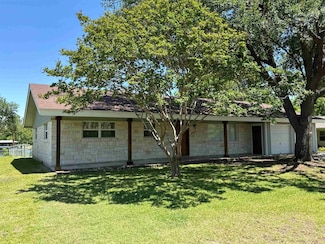 304 E Pheasant Rd, Marble Falls, TX 78654