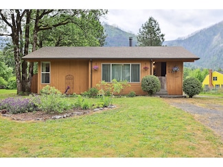 704 Fort Rains St, North Bonneville, WA 98639
