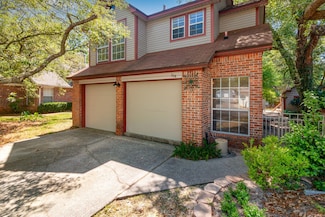 204 Parkwood Cir, Niceville, FL 32578