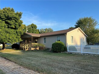 107 S Main St, Tuscarawas, OH 44682