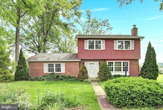 90 Reinholds Rd, Reinholds, PA 17569