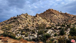 10 Omega, Yucca Valley, CA 92284