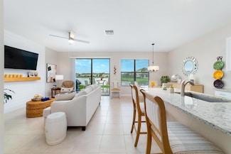 10134 W Villa Cir, Vero Beach, FL 32966