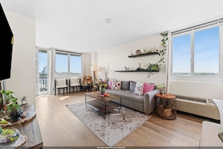 100 Manhattan Ave Unit 1217, Union City, NJ 07087