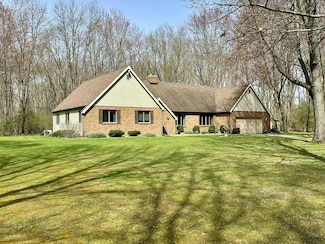 1606 Bunting Rd, Jackson, MI 49201