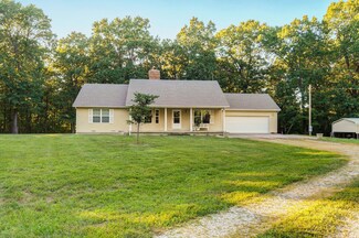 41 Pear Tree Ln, Fair Grove, MO 65648