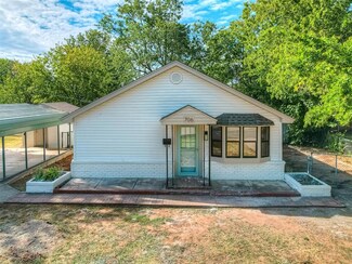 706 Oliver St, Norman, OK 73071