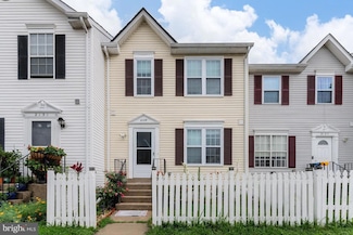 2129 Fort Donelson Ct, Dumfries, VA 22026