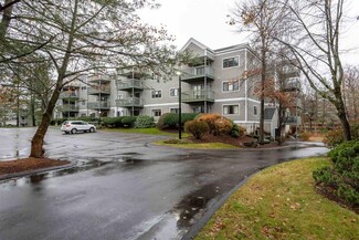 12 Ledgewood Hills Dr Unit U204, Nashua, NH 03062