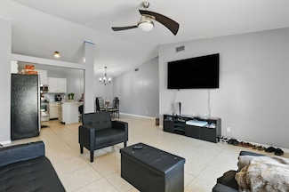 4417 Woodstock Dr Unit D, West Palm Beach, FL 33409