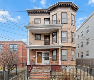 154 Glen St Unit 3, Somerville, MA 02145